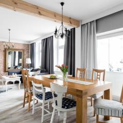 Sanhaus Apartments - MOLO 2 - apartament z ogrodem i parkingiem 3 min od plaży