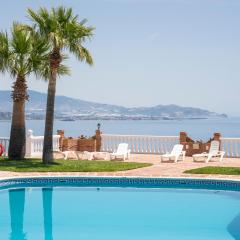 Lambda beach house piscina y parking