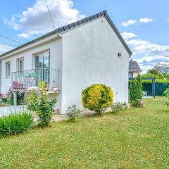 2 Bedroom Cozy Home In Athis Mons