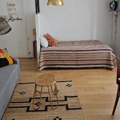 Evasion ensoleillée à St Jean de Luz Studio coquet avec balcon