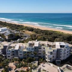 Surfside at Buddina with Direct Beach Access