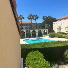 Mazet climatisé avec piscine Mer à 700m, Le Lavandou Bormes