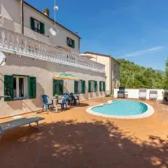 Pet Friendly Home In Ne