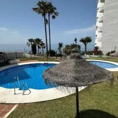Spacious studio by the sea