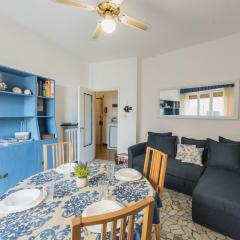 Charming Loft - Central - Steps to the Beach - AC