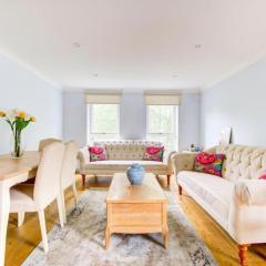 Bright & Stylish 2BD Chelsea Flat, Central Stay