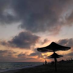 Modern family stay Near Marina and El Alamein Egyptians ONLYشقة غرفتين بغرفة مكيفه الساحل الشمالي الكيلو 77دقايق من العلمين و مارينا