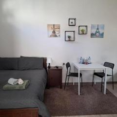 Hopes room