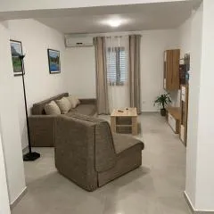 Apartments Njivice Bajcic