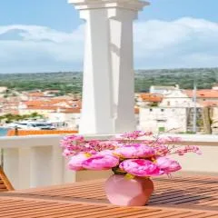 Apartments Sunny Days - Comfort Two Bedroom Apartment with Terrace and Sea View A1 ST