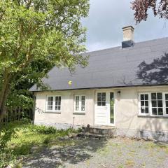 Peaceful Country Escape with Terrace