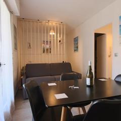 Studio 25 m2 l'Aix'quise, hyper centre-ville, balcon