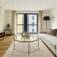 2 Bed Riverside Flat in Wandsworth