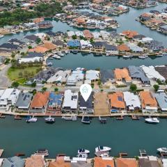 Summer-ready Canal Homeprivate Jettypets!