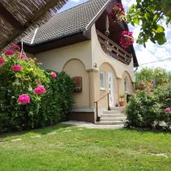 Holiday home in Balatonkeresztur 41050