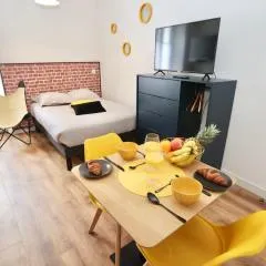 L'Ocre- Cosy street studio