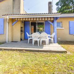 MAISON CRI-CRI à Arès