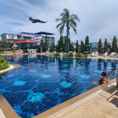 Top floor seaview Jomtien front beach seaside 80m rimhad condo