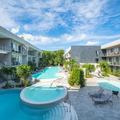Luxury 2 Bedroom Condo with Pool - At Playacar II Bamoa
