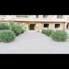 شقه في الخمايل