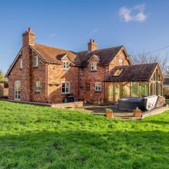4 Bed in Blakeney 90589