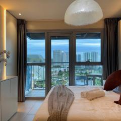 Panoramic Landscape Seaview, 2BR, near Airport, 11m