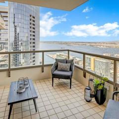 Panoramic Bay and City Views - 2BR, Pool, Gym, Parking