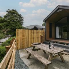 Sail Luxury Family Pod