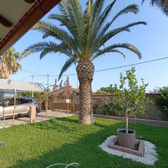 Blue Scent - Cosy 2Bdr Holiday Home & Private Parking & Garden - 300m from the beach