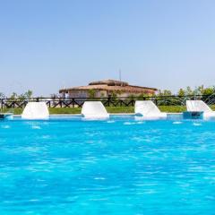 Двуспален апартамент Оазис Бийч Клуб