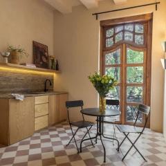 Design & Timeless Charm Casa Serapio- Residence2