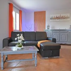 Villa in Saint-Victor with Private Pool, cleaning included