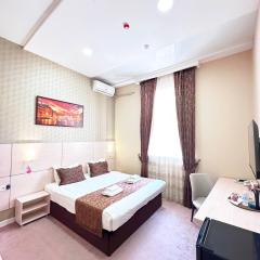 CITY HOTEL