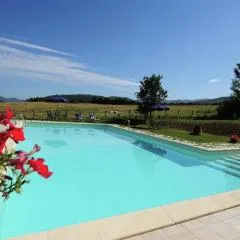 Stunning Farmhouse in Passignano with Pool