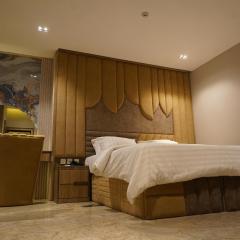 Evana Hotels