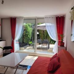 T3 RDJ south, Sea exit from residence