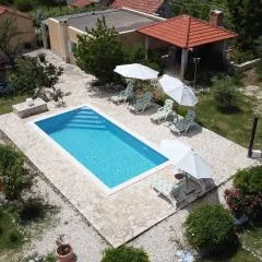Holiday home Neva with private pool and game room