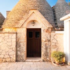 Trulli al Chiaro di Luna