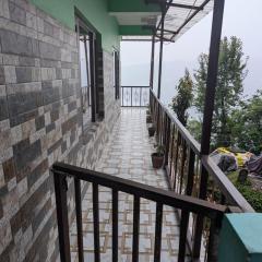 Hilltop Heaven - One Bedroom Apartment