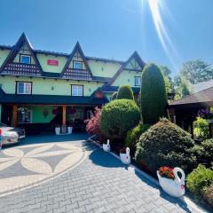 Dom Wypoczynkowy Trzy Sroczki