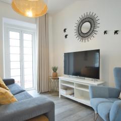 Charming 3BR in the Heart of Town by Feel Nazaré