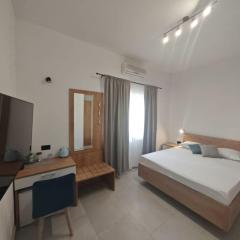 Elena rooms