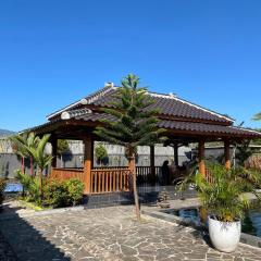 Saung Kuring Pangatikan Garut