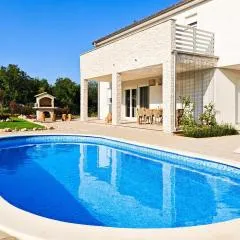 Villa David - NEW - first renting - for 9 person