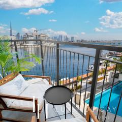 LUX The Le Pont Sea View Suite