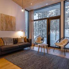 Villa Suunnikas by Hilla Villas