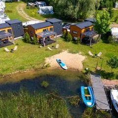 3 WIDOKI Kiekrz -domki Tiny House z prywatną plażą i pomostem nad jeziorem Kierskim