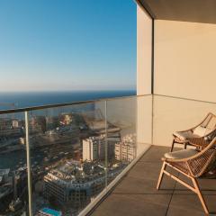 Luxury Apartment with Sea and Skyline Views St Julians