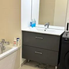 Chambre neuve chez habitant