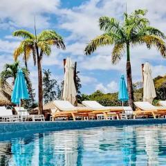 Appartement charmant à Grand-Bourg, 27 m², accès à la piscine.